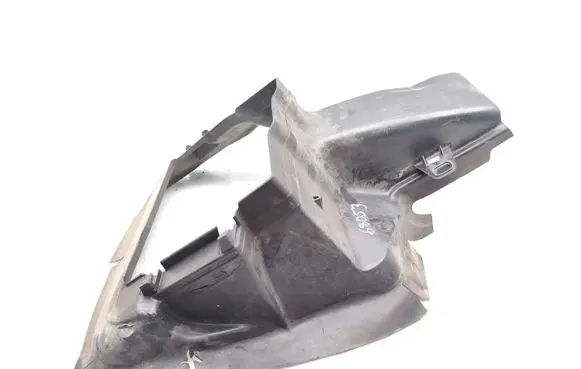 Opel Vivaro Intercooler air channel guide 9808293780