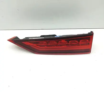 Volvo V60 Tailgate rear/tail lights 32228903