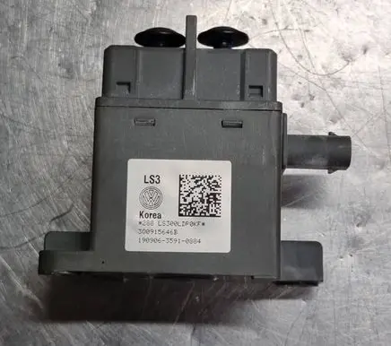Volkswagen PASSAT B8 Sensor 3Q0915646B