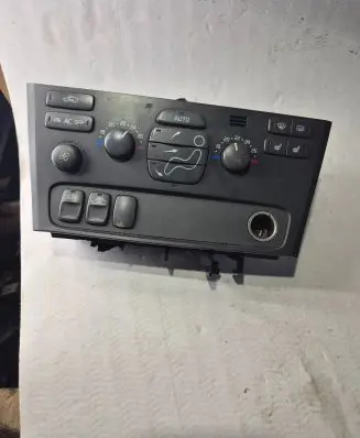 Volvo V70 Climate control unit 4131905065 7923 737E