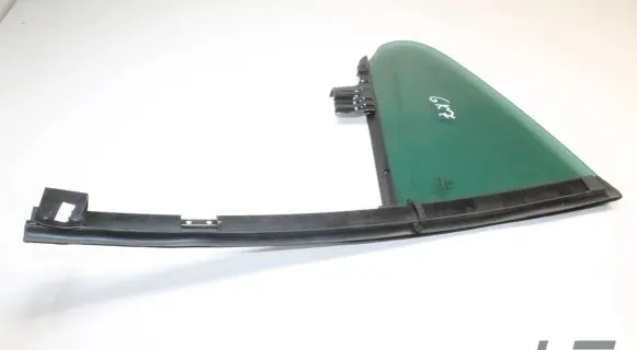Volkswagen PASSAT CC Rear side window 3C8845215A