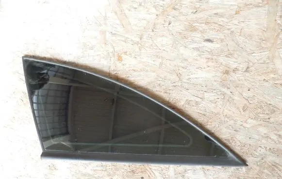 Renault Laguna II Rear side window