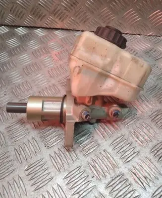 BMW 3 E90 E91 Master brake cylinder 03350886541