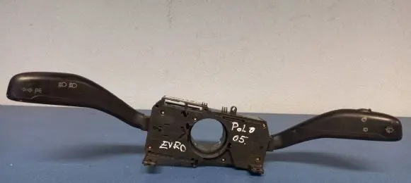 Volkswagen Polo IV 9N3 Wiper turn signal indicator stalk/switch 6Q0953503AD