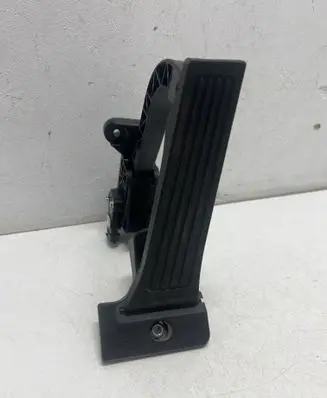 Hyundai Santa Fe Accelerator throttle pedal 327272W100 361904X700