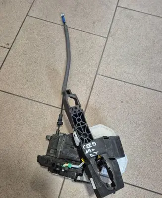 KIA Ceed Rear door lock 81410J7100