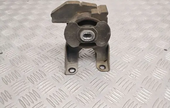 Nissan Leaf II (ZE1) Engine mount bracket 113203NF0A