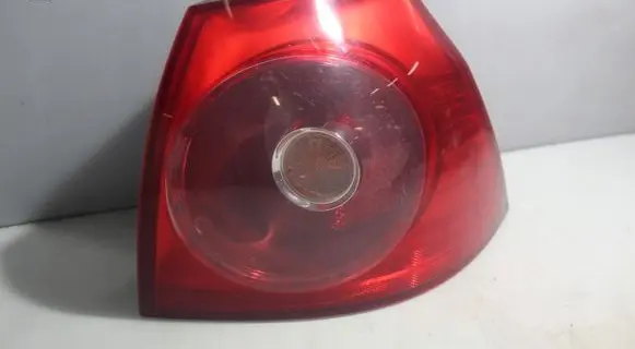 Volkswagen Golf V Rear/tail lights