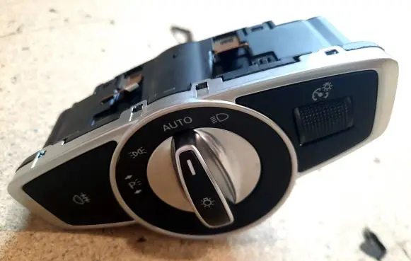Mercedes-Benz GLC X253 C253 Light switch A2059051810