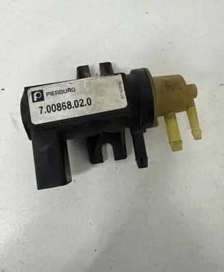 Volkswagen Touareg I Turbo solenoid valve 700868020