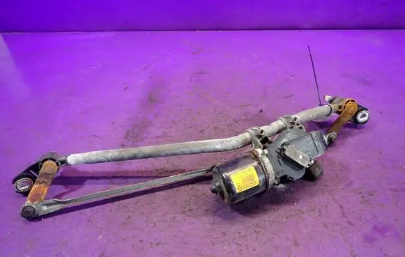 Renault Kangoo II Front wiper linkage and motor 8200409692C