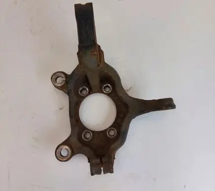 Nissan Leaf II (ZE1) Front wheel hub