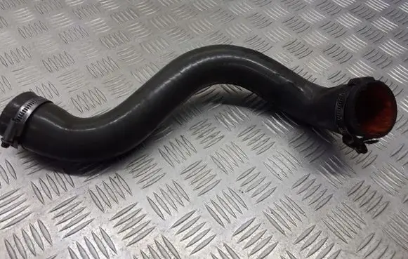 Renault Megane II Air intake hose/pipe