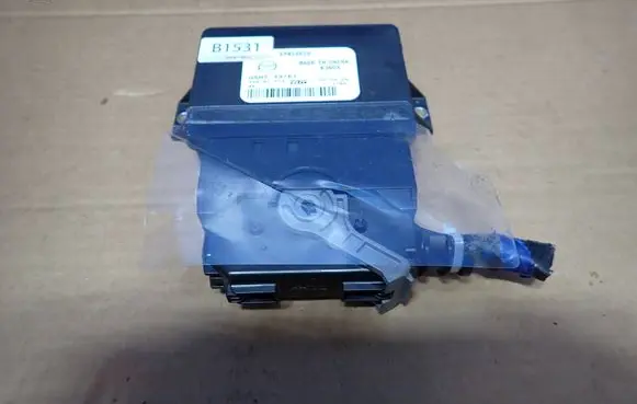 Mazda 6 Hand brake control module GSH7-437E1 334181-114