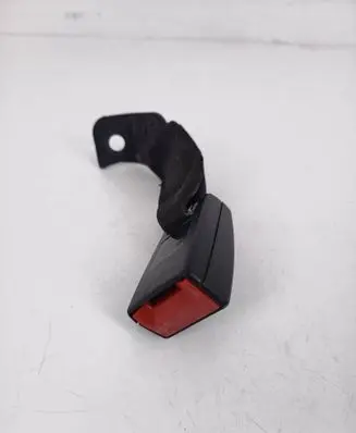 BMW 1 E82 E88 Rear seatbelt buckle 9117261