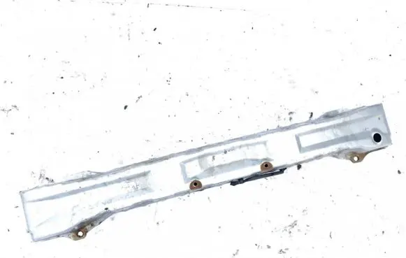 Mitsubishi Grandis Front bumper cross member
