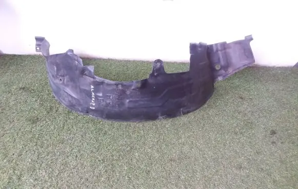 Nissan Almera Front wheel arch liner splash guards 638420N00