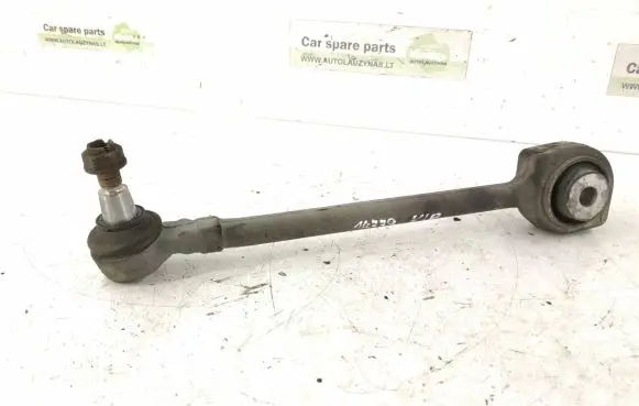 Mercedes-Benz C W204 Front control arm 20423 204237