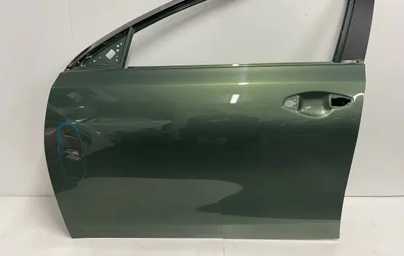 KIA Ceed Front door