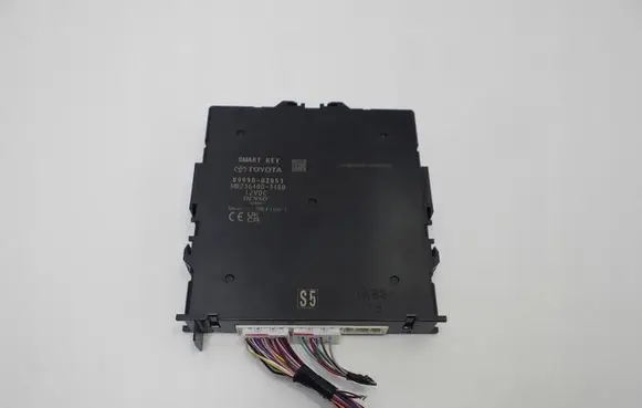 Suzuki Swace Door control unit/module 8999002851