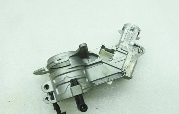 Opel Zafira B Ignition lock 93181315 6235375