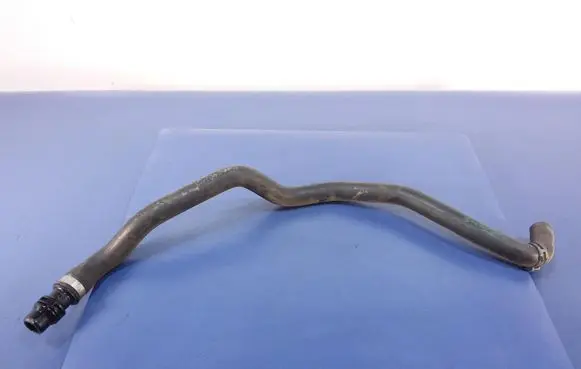 BMW X6M F86 Engine coolant pipe/hose 9168938