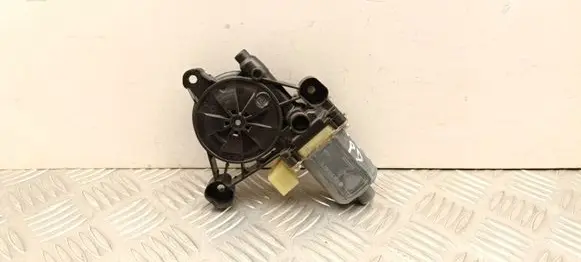 Volkswagen Golf VII Front door window regulator motor 5Q0959802C