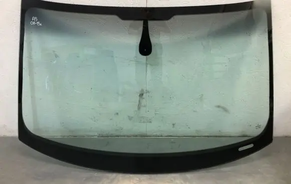 Audi A5 8T 8F Front windscreen/windshield window 8t0SZYBA0815