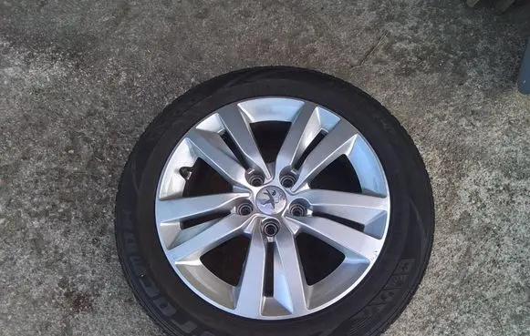 Peugeot 308 R16 alloy rim 9677989577
