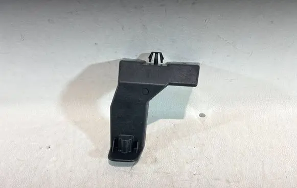Renault Captur II Rear bumper mounting bracket 850428273R