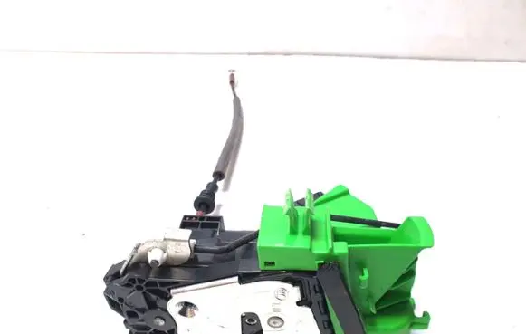 KIA Sorento Front door lock 81310P2000