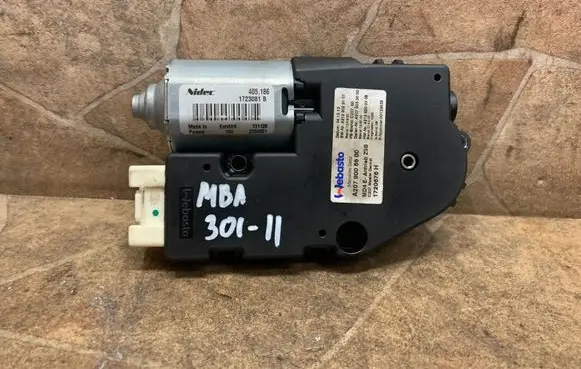 Mercedes-Benz C W204 Sunroof motor/actuator A2079006600