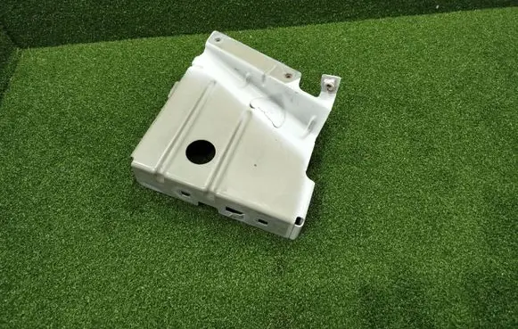 Renault Master III Fender mounting bracket 631236296R 0612G