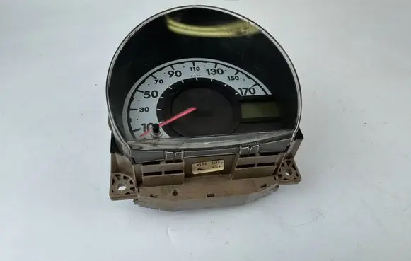 Toyota Aygo AB10 Speedometer (instrument cluster) 838000H032 H03684 568020U