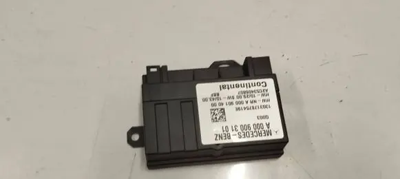 Mercedes-Benz E W212 Fuel injection pump control unit/module A0009003101