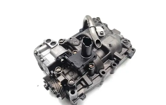 Audi A4 S4 B8 8K Oil pump balance shaft 03L103537