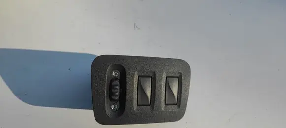Renault Master III Headlight level height control switch 8200379685