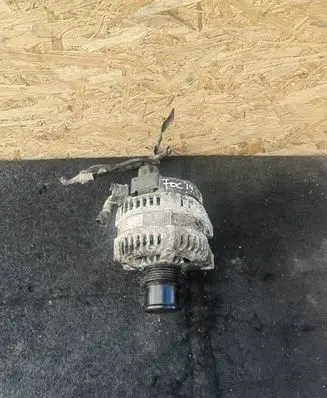Ford Focus Generator/alternator CV6T10300DB