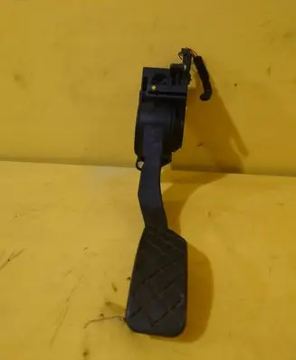 Seat Ibiza IV (6J,6P) Accelerator throttle pedal RZ1P7K6