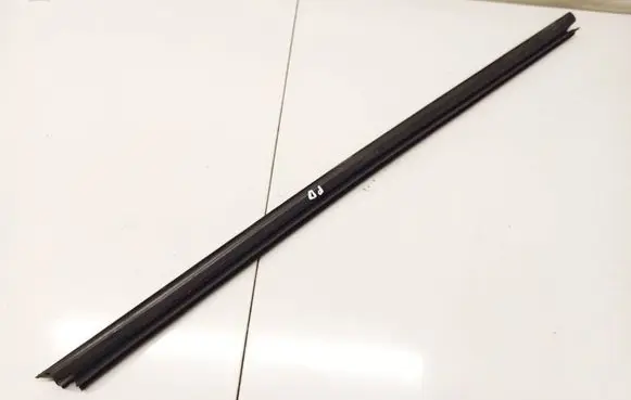 Ford S-MAX Front door glass trim molding 