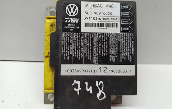 Volkswagen PASSAT B6 Airbag control unit/module 3C0909605C 391103