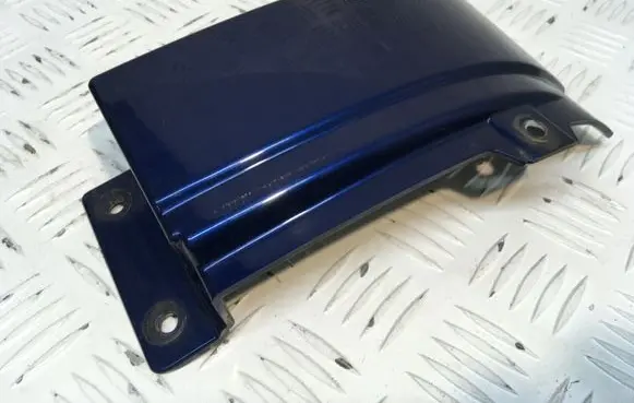 Opel Zafira A Rear/tail light trim molding 90580804