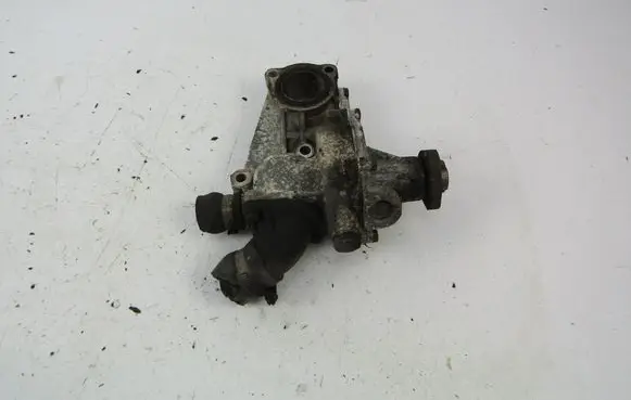 Audi A4 S4 B5 8D Water pump 