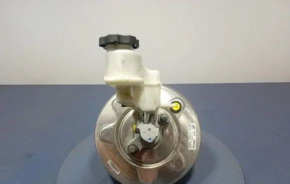 Opel Insignia A Brake booster 84034182