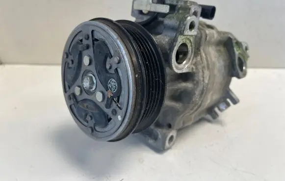Opel Karl Air conditioning (A/C) compressor (pump) 42472965 3110100000000X 000250290