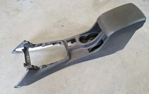 Isuzu D-Max Armrest
