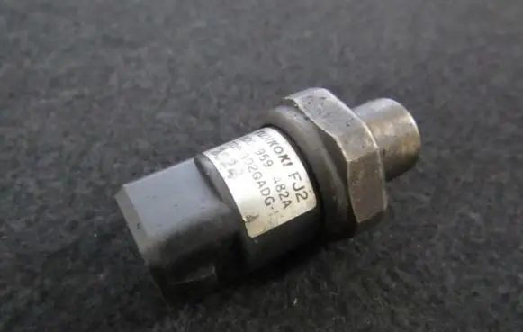 Air conditioning (A/C) pressure sensor