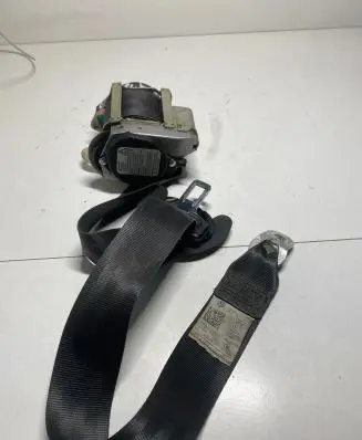 Volkswagen Golf V Front seatbelt 1K4857705S 609577800 1000068
