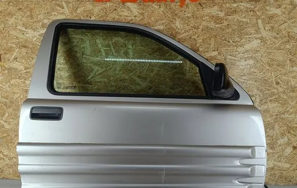 Door (2 Door Coupe)