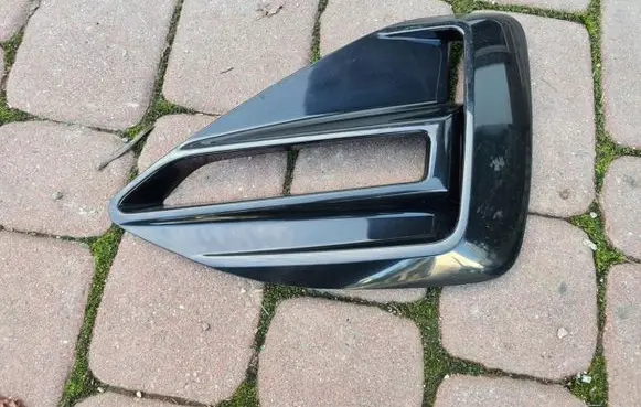 BMW 2 F44 Front bumper lower grill 8491644